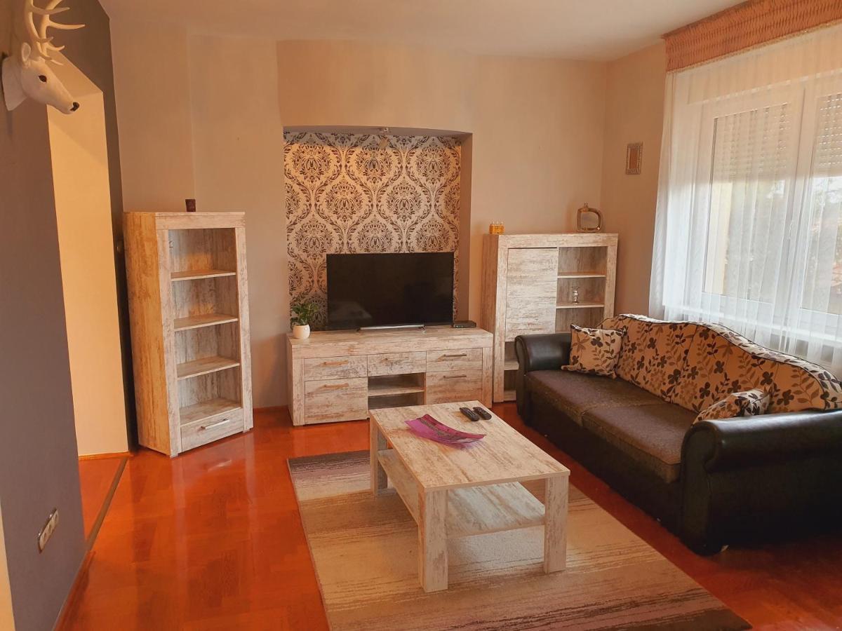 Adel Apartman Miszkolc Zewnętrze zdjęcie